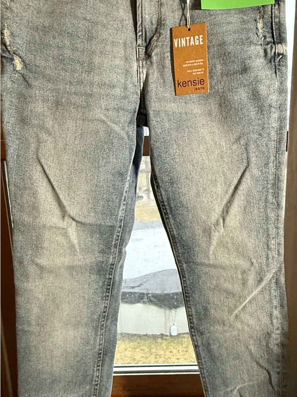 Kensie Light Gray Straight Leg Jeans